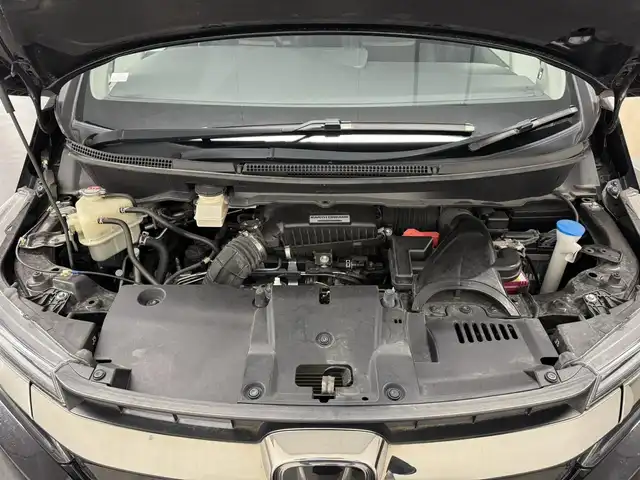 ホンダ ステップワゴン スパーダ クルスピセンシング 三重県 2018(平30)年 4.9万km プレミアムスパークルブラックパール ガソリン・ターボ/FF/MTモード付インパネCVT/純正 9インチナビ VXM-185VFNi/（CD/DVD/FM/AM/TV/SD/Music Rack/USB/iPod/Bluetooth/HDMI/後席HDMI/CarPlay）/純正 11インチ 後席モニター VM-155EN/バックカメラ/両側パワースライドドア/ドライブレコーダー 前後/ビルトイン ETC/Honda SENSING/・衝突軽減ブレーキ［CMBS］/・車線維持支援システム［LKAS］/・アダプティブクルーズコントロール［ACC］/・路外逸脱抑制機能/・先行車発進お知らせ機能/・標識認識機能/装備/・ハーフレザーシート/・シートヒーター（D/N）/・トリプルゾーン・フルオートエアコン（D/N/2nd）/・オートライト/・LED ヘッドライト＆フロントフォグランプ/・ステアリングスイッチ/・パドルシフト/・プッシュスタート/・スマートキーx1/・純正17inAW/・保/取/ナビ取/など