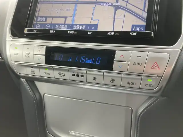 トヨタ ランドクルーザー プラド TX Lパッケージ 鳥取県 2018(平30)年 6.7万km アティチュードブラックマイカ ワンオーナー/４WD・ディーゼルターボ/７人乗り・３列シート/純正9型ナビ/フルセグ/CD/DVD/BT/USB/HDMI/バックカメラ/プリクラッシュセーフティ/レーンキープアシスト/ビルトインETC/黒レザーシート/前席パワーシート/前席シートヒーター/電動格納サードシート/レーダークルーズコントロール/LEDヘットライト/フォグライト/純正19インチアルミホイール/プッシュエンジンスタート/スマートキー×２