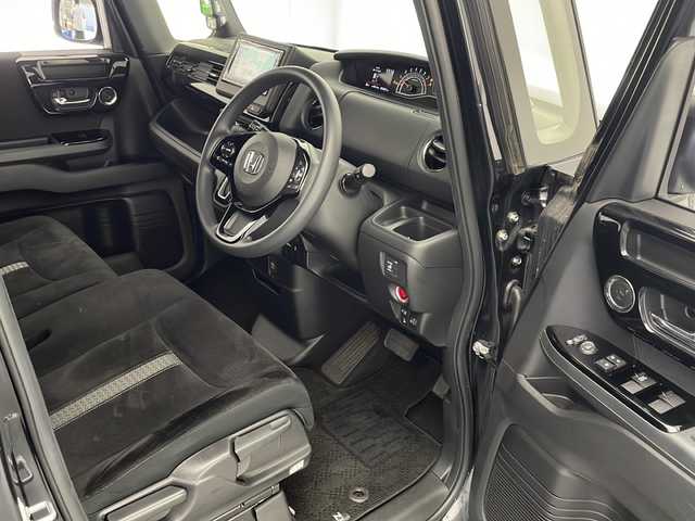 ホンダ Ｎ ＢＯＸ カスタム L 宮崎県 2021(令3)年 1.1万km ミッドナイトブルービームM 禁煙車/ホンダセンシング/純正ナビTV/（Gathers/VXM-214VFM/CD/DVD/Bluetooth/フルセグTV)/純正ドライブレコーダー/純正バックカメラ/純正ビルトインETC/純正LEDオートライト/純正LEDフォグ/純正エアロ/純正ルーフエンドスポイラー/純正14インチアルミ/純正フロアマット/左側電動スライドドア/アダプティブクルーズコントロール/レーンディパーチャーアラート/クリアランスソナー/オートエアコン/前席シートヒーター/スマートキー/プッシュエンジンスタート/新車時保証書