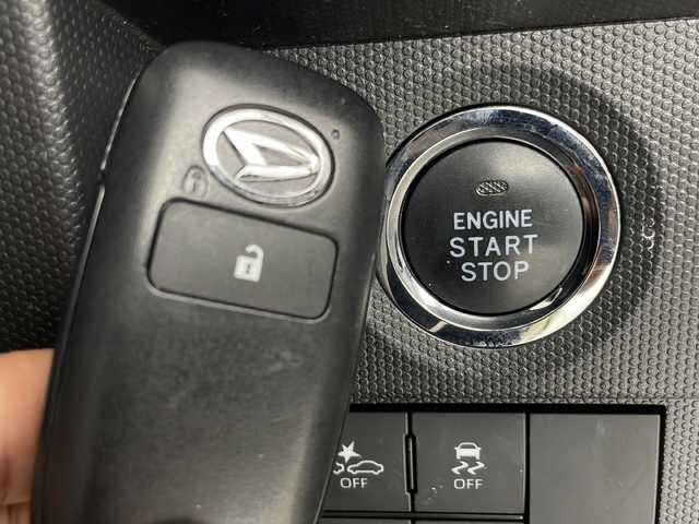 ダイハツ タフト G 群馬県 2020(令2)年 4万km サンドベージュメタリック ナビ　バックカメラ　ガラスルーフ　前席シートヒーター　ＬＥＤヘッドランプ・フォグ　オートマチックハイビーム　衝突被害軽減ブレーキ　純正アルミホイール　スマートキー　革巻きステアリング　禁煙車