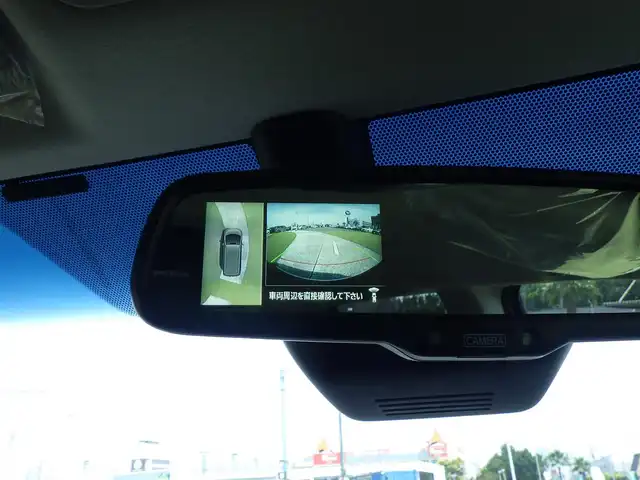 三菱 デリカＤ：５ シャモニー 千葉県 2025(令7)年 0.1万km未満 黒Ⅱ CHAMONIX (7人)　4WD　e-Assist/オリジナルナビ取付パッケージ＋リアモニター取付パッケージ(25/300)　ステップレス　（7人）D:5専用11型ナビゲーション(322/300)　12.8型後席用モニター(143550円)/e-Assist/・衝突被害軽減ブレーキシステム（FCM）/・車線逸脱警報システム（LDW）/・誤発進抑制機能（前進＆後退時）（UMS）/・レーダークルーズコントロールシステム（ACC）/・オートマチックハイビーム[AHB]/エレクトリックテールゲート/両側パワースライドドア/運転席パワーシート/シートヒーター/ハーフレザーシート/純正メモリーナビ/地デジTV/【DVD/CD再生機能　Bluetooth接続】/マルチアラウンドモニター/フリップダウンモニター/革巻きステアリング/ステアリングヒーター/ステアリングスイッチ/パドルシフト/LEDヘッドライト/フォグライト/ウインカーミラー/純正18インチアルミホイル/サイド/カーテン/ニーエアバッグ/キーレスオペレーションシステム