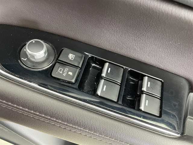 マツダ ＣＸ－８ XD Lパッケージ 富山県 2018(平30)年 3.9万km ジェットブラックマイカ 純正ナビ（AM/FM/DVD/BT/USB/フルセグ）/全方位カメラ/ドライブレコーダー/ブラインドスポットモニター/ヘッドアップディスプレイ/レザーシート/パワーシート/D席メモリシート/シートヒーター/衝突被害軽減システム/レーダークルーズコントロール/レーンキープアシスト/コーナーセンサー/横滑り防止装置/アイドリングストップ/ハンドルヒーター/純正アルミホイール/純正フロアマット/オートLEDライト/オートホールド付電子パーキング/パワーバックドア/スマートキー