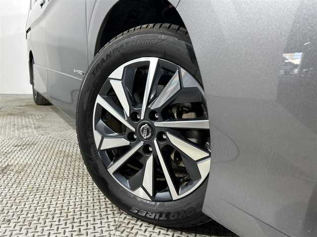 日産 セレナ ハイウェイスター V 大阪府 2019(令1)年 3.1万km ダークメタルグレー/ダイヤモンドブラック ProPILOT 純正ナビ(フルセグ/DVD再生/Bluetooth) 360カメラ ETC 後席モニター 両側パワースライドドア 衝突軽減 レーダーC クリアランスソナー BSM パークアシスト