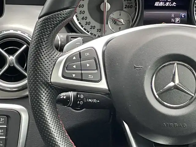 メルセデス・ベンツ ＧＬＡ１８０ スポーツ 東京都 2016(平28)年 1.7万km マウンテングレー ワンオーナー/サンルーフ/ターボ/純正HDDナビ/ (フルセグTV/Bluetooth/SD)/バックカメラ/前後ドライブレコーダー/ETC/ハーフレザーシート/D席パワーシート/前席シートヒーター/パワーバックドア/レーダークルーズコントロール/ESP/アクティブブレーキアシスト/アテンションアシスト/ブラインドスポットアシスト/アクティブレーンアシスト/横滑り防止装置/純正18インチアルミホイール/スマートキー/オートライト/純正HIDヘッドライト/パドルシフト/ルーフレール/カーテンエアバック/スペアキー1本/保証書/取扱説明書