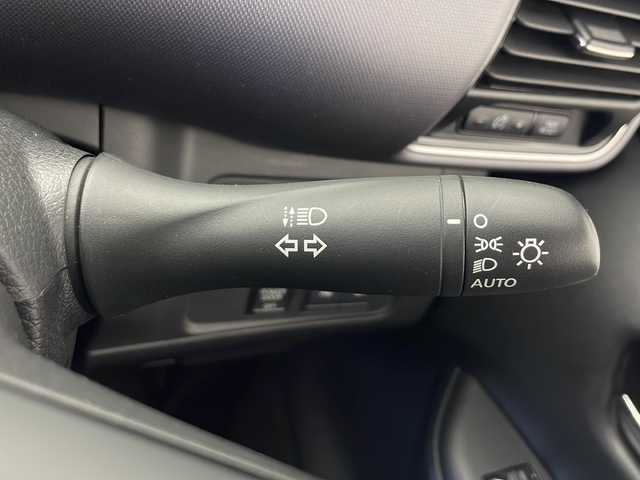 日産 セレナ X VセレクションⅡ 秋田県 2018(平30)年 1.5万km ブリリアントホワイトパール 4WD/純正ナビ/（AM/FM/BT/CD/DVD）/フルセグTV/アラウンドビューモニター/両側パワースライドドア/ドライブレコーダー/コーナーセンサー/パーキングアシスト/衝突被害軽減システム/クルーズコントロール/LEDヘッドライト/オートライト/フォグランプ/ライトレベライザー/インテリジェントキー/プッシュスタート/スペアキー/リアサンシェード/純正フロアマット