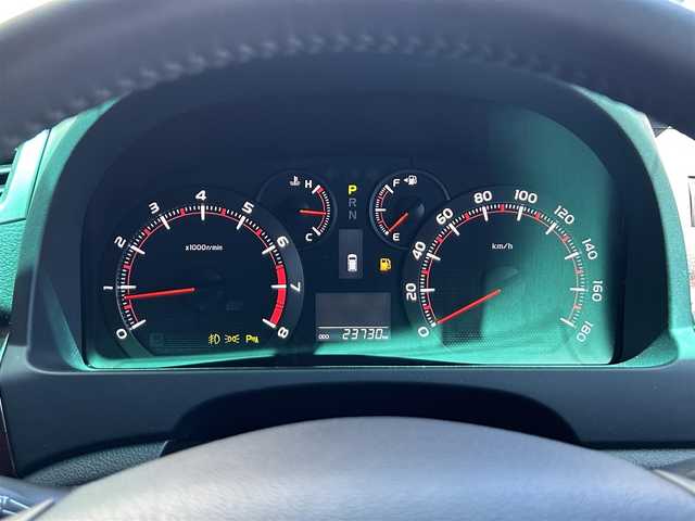 トヨタ ヴェルファイア 2．4Z 静岡県 2014(平26)年 2.4万km ブラック ７人乗り/純正８型ＨＤＤナビ/バックカメラ/ＢＴオーディオ/ＤＶＤ再生/ＥＴＣ/両側電動スライドドア/オットマン/プッシュスタート/スマートキー/ＨＩＤヘッドライト/サイドカーテンエアバッグ/純正１８ＡＷ