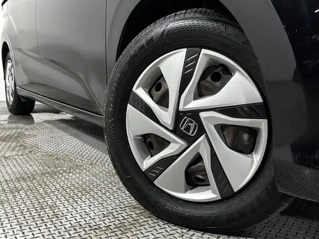 ホンダ フリード ハイブリット G ホンダセンシング 大阪府 2018(平30)年 2万km プレミアムスパークルブラックパール 純正ナビ(フルセグ/DVD再生/Bluetooth) Bカメラ ETC 両側パワースライドドア 衝突軽減 レーダークルコン レーンアシスト スマートキー Pスタート オートライト ドラレコ