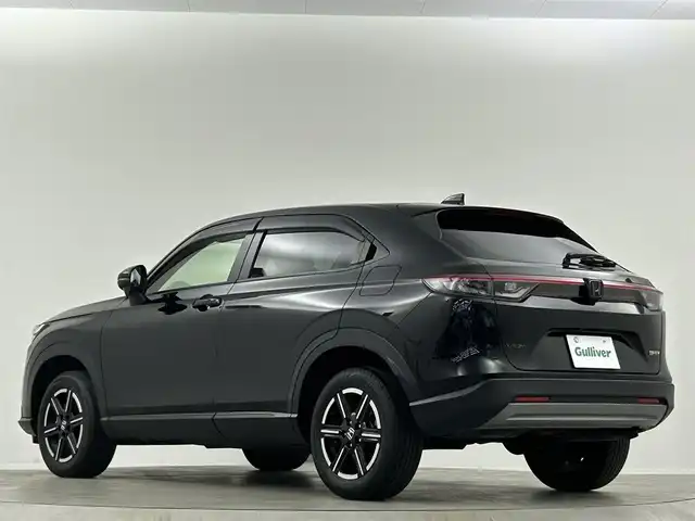 ホンダ ヴェゼル ハイブリッド e:HEV X 埼玉県 2022(令4)年 5.3万km クリスタルブラックパール 純正9インチナビ Bluetooth バックカメラ チップアップシート オートハイビーム コーナーセンサー 純正フロアマット パドルシフト スペアキー レーダークルーズコントロール ETC