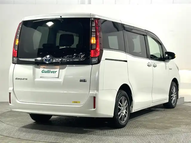 トヨタ エスクァイア ハイブリッド Gi 大阪府 2016(平28)年 4.8万km ホワイトパールクリスタルシャイン 純正10incナビTV バックカメラ 12.1incフリップダウンモニター 黒革シート シートヒーター クルーズコントロール 衝突軽減ブレーキ レーンアシスト オートハイビーム 両側パワースライドドア ドライブレコーダー ETC