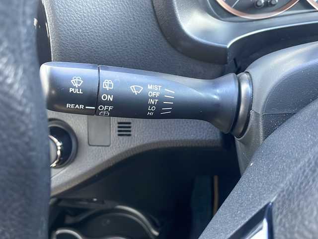 トヨタ ヴィッツ F アミー 道東・釧路十勝 2018(平30)年 6.2万km ダークレッドマイカメタリック ・４WD/・社外SDナビ/（フルセグ・DVD・CD・Bluetooth・ラジオ）/・バックカメラ/・スマートキー/・プッシュスタート/・社外前後ドライブレコーダー/・ステアリングスイッチ/・Toyota Safety Sense/・プリクラッシュセーフティ/・レーンディパーチャーアラート/・オートハイビーム/・フォグライト/・ウインカーミラー/・社外14インチアルミホイール/・保証書/・取扱説明書