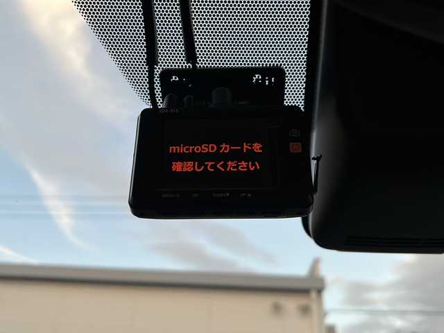 トヨタ ヴィッツ ハイブリッド F セーフティーエディションⅢ 兵庫県 2019(令1)年 6.9万km ダークブルーマイカ ワンオーナー/保証書・取説・有/純正SDナビ・フルセグ・BT・CD・DVD・FM・AM/バックカメラ/ETC/前後ドライブレコーダー/衝突被害軽減ブレーキ/車線逸脱防止支援システム/コーナーセンサー/パーキングブレーキサポート/先行車発進通知/オートハイビーム/プッシュスタート/スマートキー×2/純正フロアマット/純正ドアバイザー