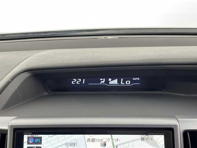 ホンダ ステップワゴン スパーダ Z 新潟県 2014(平26)年 10.3万km プレミアムスパークルブラックパール 　メモリナビ/　フルセグテレビ/　バックカメラ/　フリップダウンモニター/　ウィンカーミラー/　アイドリングストップ/　クルーズコントロール/　ドアバイザー/　両側パワースライドドア/　ETC/　HID/　スマートキー