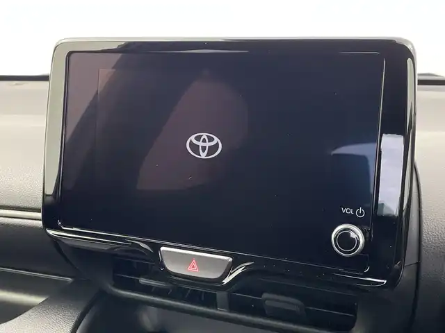 トヨタ ヤリス G 新潟県 2025(令7)年 0.1万km プラチナホワイトパールマイカ ワンオーナー/純正メモリナビ/　フルセグTV/Bluetooth/USB/プリクラッシュセーフティ(PCS)/パーキングサポートブレーキ(PKSB)/ロードサインアシスト(RSA)/レーンディパーチャーアラート(LDA)/クリアランスソナー/バックモニター/ビルトインETC/オートマチックハイビーム/横滑り防止装置/ステアリングスイッチ