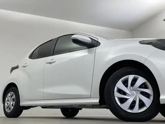 トヨタ ヤリス G 新潟県 2025(令7)年 0.1万km プラチナホワイトパールマイカ ワンオーナー/純正メモリナビ/　フルセグTV/Bluetooth/USB/プリクラッシュセーフティ(PCS)/パーキングサポートブレーキ(PKSB)/ロードサインアシスト(RSA)/レーンディパーチャーアラート(LDA)/クリアランスソナー/バックモニター/ビルトインETC/オートマチックハイビーム/横滑り防止装置/ステアリングスイッチ