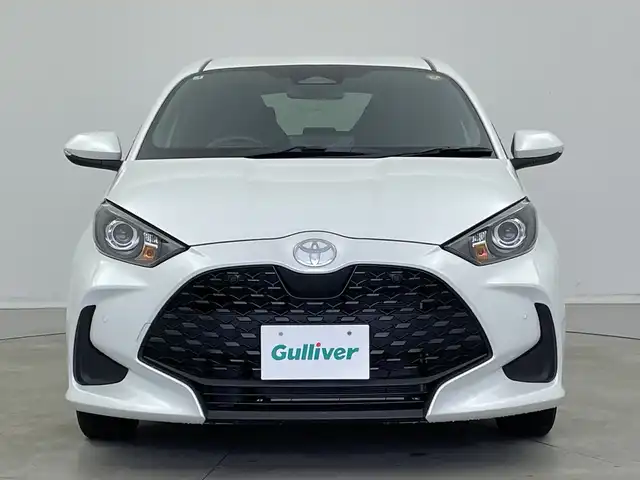 トヨタ ヤリス G 新潟県 2025(令7)年 0.1万km プラチナホワイトパールマイカ ワンオーナー/純正メモリナビ/　フルセグTV/Bluetooth/USB/プリクラッシュセーフティ(PCS)/パーキングサポートブレーキ(PKSB)/ロードサインアシスト(RSA)/レーンディパーチャーアラート(LDA)/クリアランスソナー/バックモニター/ビルトインETC/オートマチックハイビーム/横滑り防止装置/ステアリングスイッチ