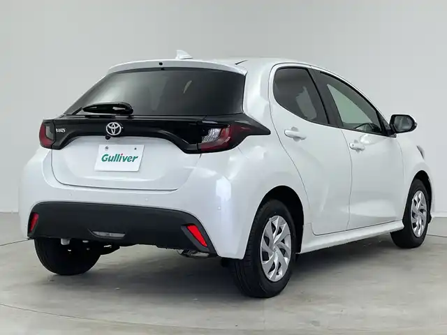トヨタ ヤリス G 新潟県 2025(令7)年 0.1万km プラチナホワイトパールマイカ ワンオーナー/純正メモリナビ/　フルセグTV/Bluetooth/USB/プリクラッシュセーフティ(PCS)/パーキングサポートブレーキ(PKSB)/ロードサインアシスト(RSA)/レーンディパーチャーアラート(LDA)/クリアランスソナー/バックモニター/ビルトインETC/オートマチックハイビーム/横滑り防止装置/ステアリングスイッチ