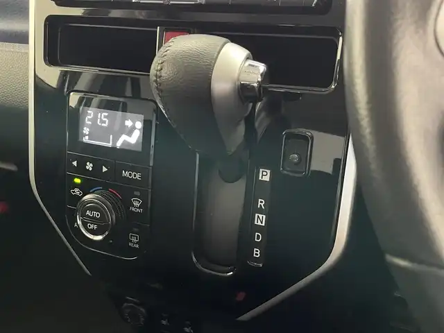 トヨタ タンク カスタムG－T 愛知県 2018(平30)年 7.3万km ブラックマイカメタリック 社外９型ナビ　コンフォートパッケージ　禁煙　バックカメラ　フルセグ　ＤＶＤ　ドラレコ　ＥＴＣ　シートヒーター　衝突軽減　レーンキープ　両側パワスラ　ＬＥＤオートライト　プッシュスタート　スマートキー