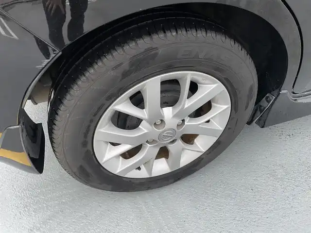 日産 ノート e－パワー X 東京都 2017(平29)年 6.7万km スーパーブラック 純正メモリーナビ（MM316D-W)/バックカメラ/純正１５インチアルミ/純正ドライブレコーダー/ETC/エンジンプッシュボタン/バイザー・マット/車両接近通報/LDW（車線逸脱警報）/インテリジェントエマージェンシーブレーキ/踏み間違い防止アシスト/スペアキー１本/保証書・取説