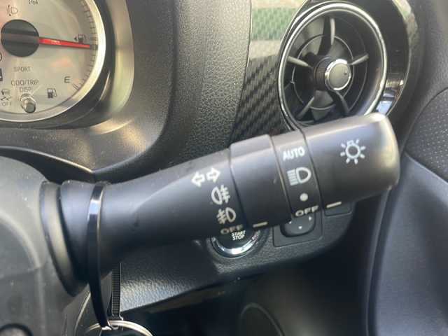 トヨタ ヴィッツ GRスポーツ 福島県 2017(平29)年 7.5万km ルミナスイエロー ワンオーナー/トヨタセーフティー/・レーンキープアシスト/・衝突軽減ブレーキ/・横滑り防止装置/社外SDナビ/（Bluetooth/CD/DVD/SD/USB)/フルセグTV/ハーフレーザー/ETC/純正フロアマット/社外17インチAW/プッシュスタート/スマートキー/スペアキー/LEDヘッドライト/オートライト/フォグランプ/保証書/取扱説明書