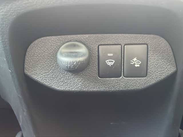 トヨタ ヴィッツ GRスポーツ 福島県 2017(平29)年 7.5万km ルミナスイエロー ワンオーナー/トヨタセーフティー/・レーンキープアシスト/・衝突軽減ブレーキ/・横滑り防止装置/社外SDナビ/（Bluetooth/CD/DVD/SD/USB)/フルセグTV/ハーフレーザー/ETC/純正フロアマット/社外17インチAW/プッシュスタート/スマートキー/スペアキー/LEDヘッドライト/オートライト/フォグランプ/保証書/取扱説明書