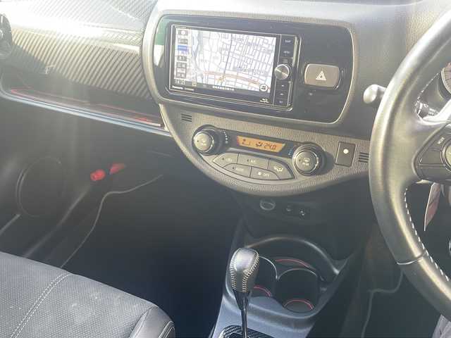 トヨタ ヴィッツ GRスポーツ 福島県 2017(平29)年 7.5万km ルミナスイエロー ワンオーナー/トヨタセーフティー/・レーンキープアシスト/・衝突軽減ブレーキ/・横滑り防止装置/社外SDナビ/（Bluetooth/CD/DVD/SD/USB)/フルセグTV/ハーフレーザー/ETC/純正フロアマット/社外17インチAW/プッシュスタート/スマートキー/スペアキー/LEDヘッドライト/オートライト/フォグランプ/保証書/取扱説明書