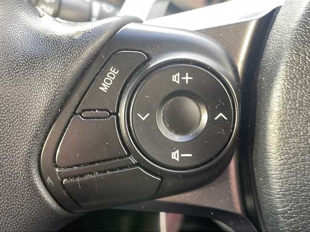 トヨタ ヴィッツ GRスポーツ 福島県 2017(平29)年 7.5万km ルミナスイエロー ワンオーナー/トヨタセーフティー/・レーンキープアシスト/・衝突軽減ブレーキ/・横滑り防止装置/社外SDナビ/（Bluetooth/CD/DVD/SD/USB)/フルセグTV/ハーフレーザー/ETC/純正フロアマット/社外17インチAW/プッシュスタート/スマートキー/スペアキー/LEDヘッドライト/オートライト/フォグランプ/保証書/取扱説明書