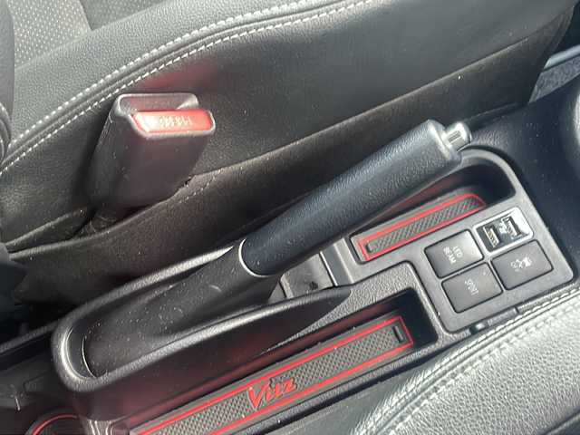 トヨタ ヴィッツ GRスポーツ 福島県 2017(平29)年 7.5万km ルミナスイエロー ワンオーナー/トヨタセーフティー/・レーンキープアシスト/・衝突軽減ブレーキ/・横滑り防止装置/社外SDナビ/（Bluetooth/CD/DVD/SD/USB)/フルセグTV/ハーフレーザー/ETC/純正フロアマット/社外17インチAW/プッシュスタート/スマートキー/スペアキー/LEDヘッドライト/オートライト/フォグランプ/保証書/取扱説明書