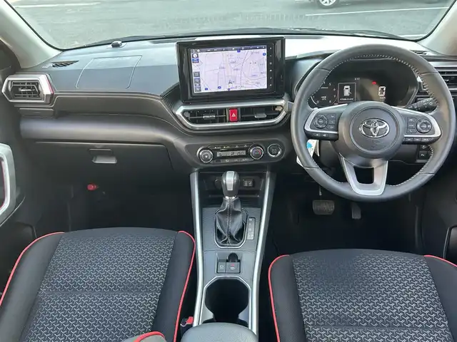 トヨタ ライズ Z 愛知県 2024(令6)年 0.3万km ブラックマイカメタリック ワンオーナー/純正メモリナビ/フルセグテレビ/バックカメラ/Bluetooth/アイドリングストップ/ウィンカーミラー/クルーズコントロール/ドアバイザー/プッシュスタート/シートヒーター/レザーステアリング/衝突軽減ブレーキ/レーンキープ/BSM