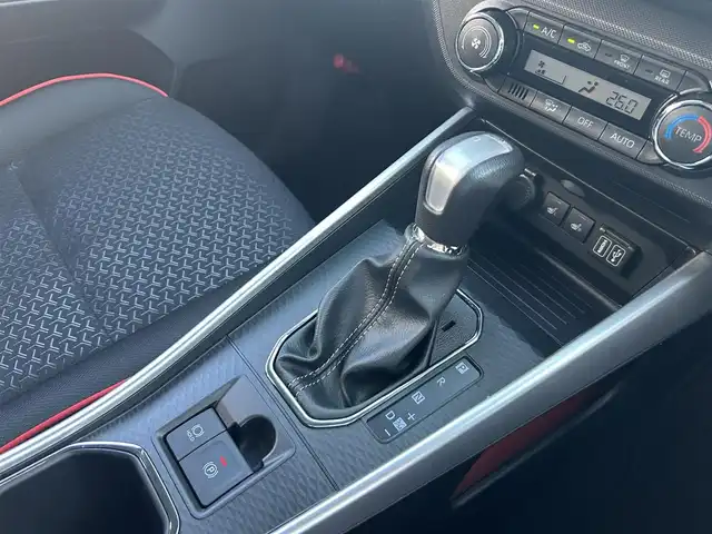 トヨタ ライズ Z 愛知県 2024(令6)年 0.3万km ブラックマイカメタリック ワンオーナー/純正メモリナビ/フルセグテレビ/バックカメラ/Bluetooth/アイドリングストップ/ウィンカーミラー/クルーズコントロール/ドアバイザー/プッシュスタート/シートヒーター/レザーステアリング/衝突軽減ブレーキ/レーンキープ/BSM