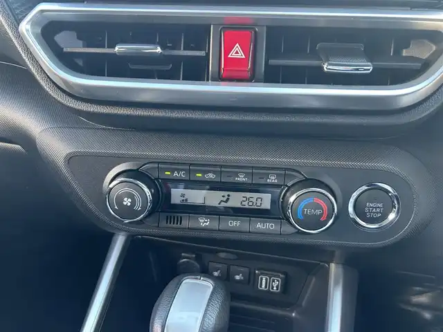 トヨタ ライズ Z 愛知県 2024(令6)年 0.3万km ブラックマイカメタリック ワンオーナー/純正メモリナビ/フルセグテレビ/バックカメラ/Bluetooth/アイドリングストップ/ウィンカーミラー/クルーズコントロール/ドアバイザー/プッシュスタート/シートヒーター/レザーステアリング/衝突軽減ブレーキ/レーンキープ/BSM