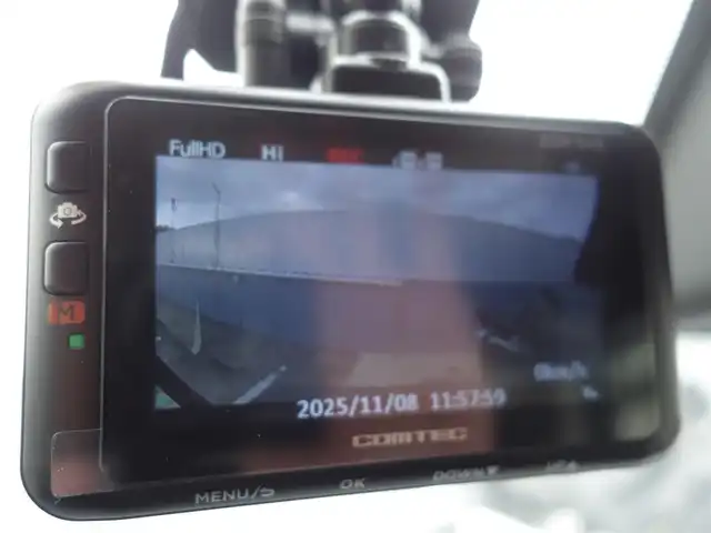 三菱 デリカミニ T プレミアム 静岡県 2023(令5)年 2.3万km アメジストブラック ワンオーナー/禁煙車/両側パワースライドドア/純正ドアバイザー/ゴムマット/パドルシフト/前席シートヒーター/ステアリングヒーター/後席ロールサンシェード/LEDヘッドランプ/オートライト/純正ディーラーナビ/  (MM222D-LM)/　BT/SD/フルセグTV/アラウンドビューモニター/社外前後ドライブレコーダー/　(ZDR045)/純正デジタルルームミラー/ビルトインETC/e-アシスト/　・衝突軽減ブレーキ/　・車線逸脱警報/　・車線逸脱防止支援/　・オートマチックハイビーム/　・マイ-PILOT(レーダークルーズコントロール/車線維持支援機能)/　・先行車発進お知らせ/　・速度標識表示/　・道路標識表示