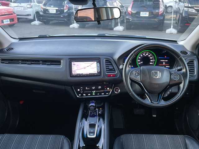 ホンダ ヴェゼル ハイブリッド X Lパッケージ 長野県 2014(平26)年 12.1万km ホワイトオーキッドパール 【(株)IDOMが運営する【じしゃロン長野店】の自社ローン対象車両になります。こちらは現金ご利用時の価格です。自社ローンご希望の方は別途その旨お申付け下さい。/社外ナビ/バックカメラ/ステアリングスイッチ/クルーズコントロール/シートヒーター/純正フロアマット/純正アルミホイール