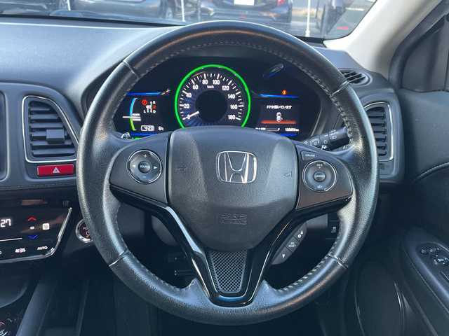 ホンダ ヴェゼル ハイブリッド X Lパッケージ 長野県 2014(平26)年 12.1万km ホワイトオーキッドパール 【(株)IDOMが運営する【じしゃロン長野店】の自社ローン対象車両になります。こちらは現金ご利用時の価格です。自社ローンご希望の方は別途その旨お申付け下さい。/社外ナビ/バックカメラ/ステアリングスイッチ/クルーズコントロール/シートヒーター/純正フロアマット/純正アルミホイール