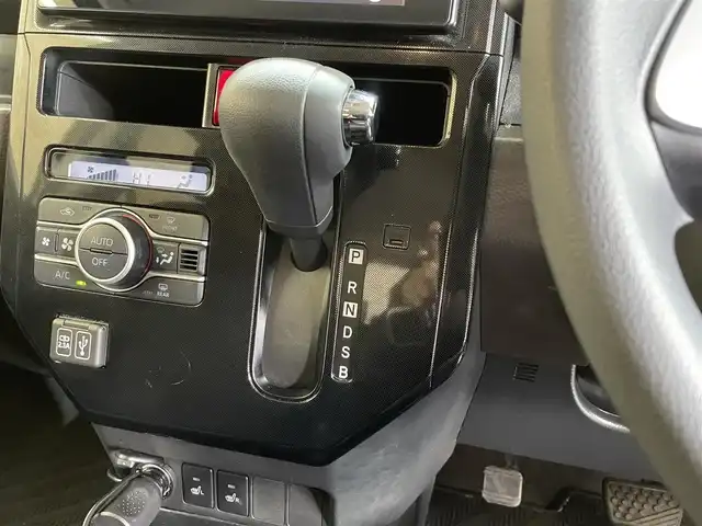 トヨタ ルーミー G 岩手県 2022(令4)年 2.9万km パールホワイトⅢ ワンオーナー/４WD/寒冷地仕様/両側パワースライドドア/スマートアシスト/衝突回避支援ブレーキ/レーンアシスト/誤発進抑制機能/先行車発信お知らせ/コーナーセンサー/横滑り防止装置/アイドリングストップ/ロールサンシェード/シートヒーター/純正ディスプレイオーディオ/フルセグTV/ステアリングスイッチ/バックカメラ/ドライブレコーダー/ETC/AppleCarPlay・AndroidAuto/ヘッドライトレベライザー/LEDヘッドライト/LEDフォグライト/１４インチスチールホイール/純正ホイールキャップ