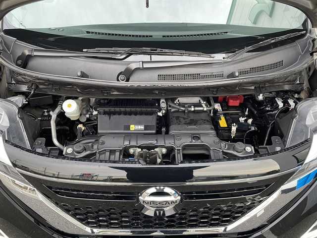 日産 ルークス HWS Gターボ プロパイロットED 山口県 2022(令4)年 4.5万km ブラック 純正9インチナビ/・フルセグTV/・Bluetooth接続/・AM/FM/・レコーダリング/・HDMI/両側パワースライドドア/アラウンドビューモニター/バックカメラ/ターボ/ドライブレコーダー/ETC/プッシュスタート/スマートキー/後席用エアコン/サンシェード/ドアバイザー/取扱説明書/純正LEDヘッドライト/フォグライト/純正15インチアルミホイール/運転支援/・エマージェンシーブレーキ/・車線逸脱警報/・車線逸脱防止支援/・プロパイロット/・先行車発進お知らせ/・速度標識表示/・道路標識表示