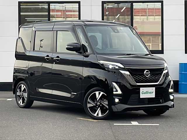 日産 ルークス HWS Gターボ プロパイロットED 山口県 2022(令4)年 4.5万km ブラック 純正9インチナビ/・フルセグTV/・Bluetooth接続/・AM/FM/・レコーダリング/・HDMI/両側パワースライドドア/アラウンドビューモニター/バックカメラ/ターボ/ドライブレコーダー/ETC/プッシュスタート/スマートキー/後席用エアコン/サンシェード/ドアバイザー/取扱説明書/純正LEDヘッドライト/フォグライト/純正15インチアルミホイール/運転支援/・エマージェンシーブレーキ/・車線逸脱警報/・車線逸脱防止支援/・プロパイロット/・先行車発進お知らせ/・速度標識表示/・道路標識表示