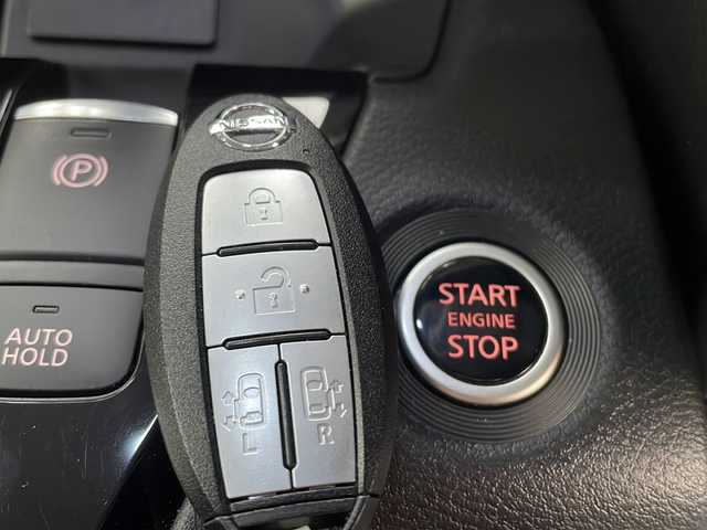 日産 ルークス HWS Gターボ プロパイロットED 山口県 2022(令4)年 4.5万km ブラック 純正9インチナビ/・フルセグTV/・Bluetooth接続/・AM/FM/・レコーダリング/・HDMI/両側パワースライドドア/アラウンドビューモニター/バックカメラ/ターボ/ドライブレコーダー/ETC/プッシュスタート/スマートキー/後席用エアコン/サンシェード/ドアバイザー/取扱説明書/純正LEDヘッドライト/フォグライト/純正15インチアルミホイール/運転支援/・エマージェンシーブレーキ/・車線逸脱警報/・車線逸脱防止支援/・プロパイロット/・先行車発進お知らせ/・速度標識表示/・道路標識表示