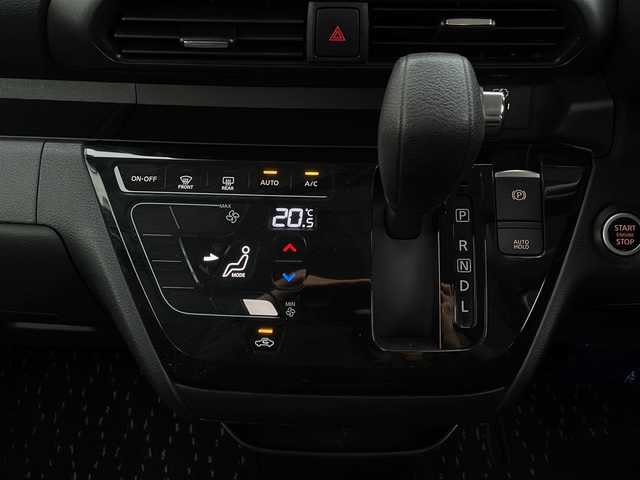 日産 ルークス HWS Gターボ プロパイロットED 山口県 2022(令4)年 4.5万km ブラック 純正9インチナビ/・フルセグTV/・Bluetooth接続/・AM/FM/・レコーダリング/・HDMI/両側パワースライドドア/アラウンドビューモニター/バックカメラ/ターボ/ドライブレコーダー/ETC/プッシュスタート/スマートキー/後席用エアコン/サンシェード/ドアバイザー/取扱説明書/純正LEDヘッドライト/フォグライト/純正15インチアルミホイール/運転支援/・エマージェンシーブレーキ/・車線逸脱警報/・車線逸脱防止支援/・プロパイロット/・先行車発進お知らせ/・速度標識表示/・道路標識表示