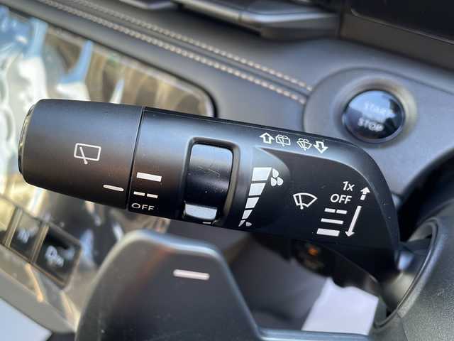 日産 セレナ ハイウェイスター V 岩手県 2025(令7)年 0.1万km ベージュ プロパイロット/クリアビューパッケージ/・フロントドアガラス撥水加工/・リアフォグランプ/・ヒーテッドドアミラー/・フロントワイパーデアイサー/純正SDナビ/フルセグＴＶ/バックカメラ/アラウンドビューモニター/両側パワースライドドア/フリップダウンモニター/デジタルインナーミラー/衝突被害軽減ブレーキ/レーンキープアシスト/横滑り防止装置/コーナーセンサー/アイドリングストップ/シートヒーター/オートライト/オートハイビーム/LEDヘッドライト/フォグランプ/スマートキー/プッシュスタート/電動格納ミラー/純正16インチAW/積込夏タイヤ(ＡＷ無)