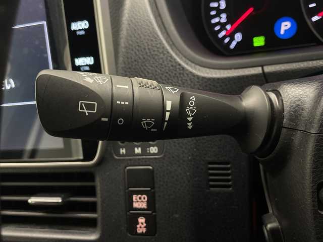 トヨタ ヴォクシー ZS 宮崎県 2017(平29)年 5.3万km イナズマスパーキングブラックガラスフレーク トヨタセーフティセンス/モデリスタエアロ（Ｆ，Ｓ，Ｒ）/純正10インチナビ　/フルセグＴＶ　/フリップダウンモニター（12インチ）/両側パワースライドドア/バックカメラ/クルーズコントロール/LEDヘッドライト/オートハイビーム/レーンキープアシスト/ビルトインＥＴＣ/スペアキー/プッシュスタート