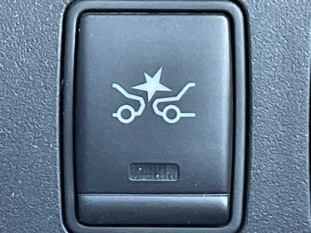 日産 セレナ HWS S HV Vセレ +Sefty 茨城県 2015(平27)年 8.1万km ダイヤモンドブラック 純正ナビ　/衝突軽減システム/全方位カメラ　/純正フリップダウンモニター　/両側パワースライドドア　/コーナーセンサー前後　/クルーズコントロール　/レーンキープアシスト　/アイドリングストップ　/プッシュスタート　/ＥＴＣ