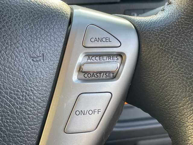 日産 セレナ HWS S HV Vセレ +Sefty 茨城県 2015(平27)年 8.1万km ダイヤモンドブラック 純正ナビ　/衝突軽減システム/全方位カメラ　/純正フリップダウンモニター　/両側パワースライドドア　/コーナーセンサー前後　/クルーズコントロール　/レーンキープアシスト　/アイドリングストップ　/プッシュスタート　/ＥＴＣ