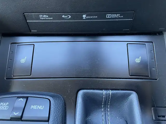 レクサス ＩＳ 300h 群馬県 2013(平25)年 8.4万km ホワイトパールクリスタルシャイン 純正SDナビ/CD・DVD・USB/Bluetooth・フルセグ/バックカメラ/ビルトインETC/クルーズコントロール/パドルシフト/前席パワーシート/前席シートヒーター/プレミアムサウンドシステム/取説・保証書