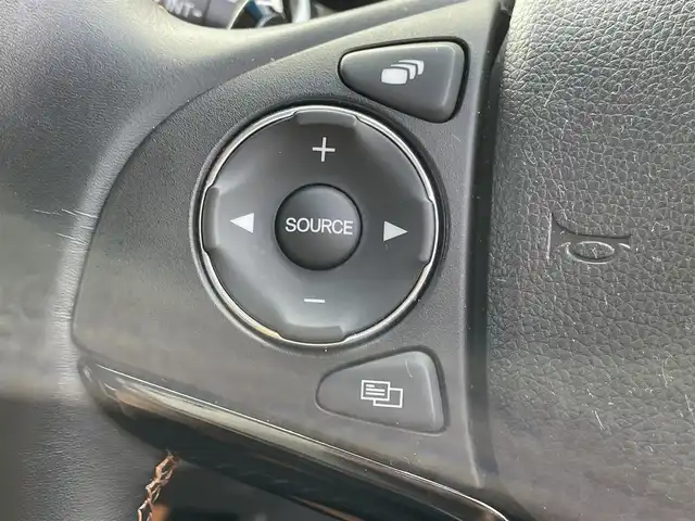 ホンダ ヴェゼル ハイブリッド Z ホンダセンシング 大阪府 2019(令1)年 2万km ミッドナイトブルービームM ホンダセンシング/・アダプティクブクルーズコントロール/・衝突軽減ブレーキ/・レーンキープアシスト/・リクティブフォースペダル/・路外逸脱抑制機能/純正8インチナビ/・Bluetooth/CD/DVD/USB/ラジオ/主要装備/・バックカメラ/・ブレーキーホールド/・パドルシフト/・ハーフレザーシート/・シートヒーター/・チップアップシート/・LEDヘッドライト/・純正フロアマット/・ドライブレコーダー/・ETC