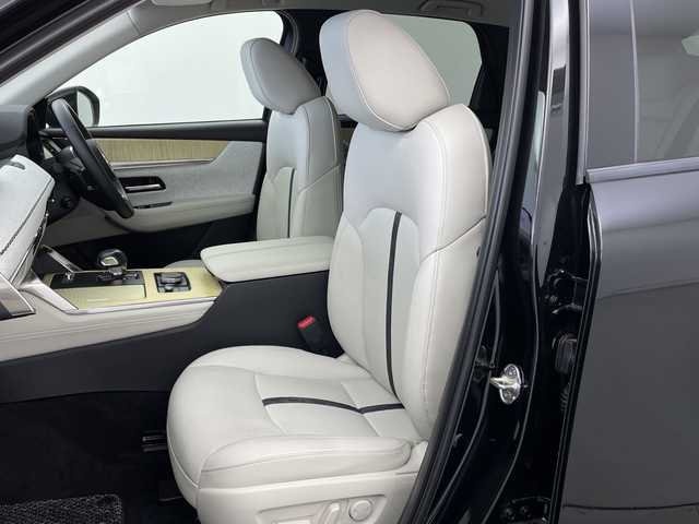 マツダ ＣＸ－６０ XD HV プレミアムモダン 新潟県 2022(令4)年 1万km ジェットブラックマイカ マツダコネクトナビ/　フルセグTV/Bluetooth/USB/HDMI/4WD/パノラマサンルーフ/BOSEサウンド/360°ビューモニター/アイアクティブセンス＝＝＝＝＝＝＝＝＝＝/衝突軽減警報＆防止支援/ブラインドスポットモニター/リアクロストラフィックアラート/スマートブレーキサポート/レーンキープアシスト/前側方接近車両検知(FCTA)/緊急時車線維持支援(ELK)/クルージング＆トラフィックサポート/誤発進抑制制御/ドライバー異常対応システム/ふらつき防止/速度＆標識認識システム/＝＝＝＝＝＝＝＝＝＝＝＝＝＝＝＝＝＝＝/レーダークルーズコントロール/ビルトインETC/クリアランスソナー/全席シートヒーター/前席シートベンチレーション/ステアリングヒーター/置くだけ充電/AC1500W充電/パワーバックドア/メモリ付きパワーシート/デュアルオートエアコン/オートマチックハイビーム/オートライト/ダウンヒルアシスト/ビルトインETC/オートホールド/アイドリングストップ/純正20インチAW/パドルシフト/レザーステアリング/ステアリングスイッチ