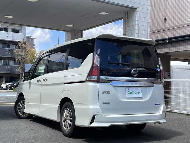 日産 セレナ ハイウェイスター Vセレクション 道央・札幌 2019(令1)年 12.1万km ブリリアントホワイトパール ワンオーナー/4WD/純正メモリナビ(フルセグTV/AM/FM/CD/BT)/全周囲カメラ/パーキングアシスト/両側パワースライドドア/前方ドライブレコーダー/ETC/衝突軽減ブレーキ/クルーズコントロール/スペアキー/純正エンジンスターター/純正AW付夏タイヤ積込