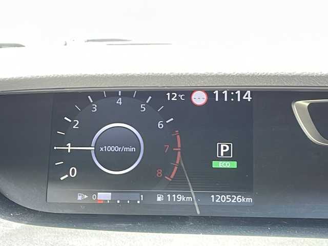 日産 セレナ ハイウェイスター Vセレクション 道央・札幌 2019(令1)年 12.1万km ブリリアントホワイトパール ワンオーナー/4WD/純正メモリナビ(フルセグTV/AM/FM/CD/BT)/全周囲カメラ/パーキングアシスト/両側パワースライドドア/前方ドライブレコーダー/ETC/衝突軽減ブレーキ/クルーズコントロール/スペアキー/純正エンジンスターター/純正AW付夏タイヤ積込