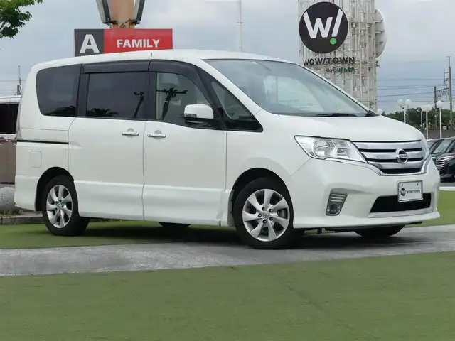 日産 セレナ ハイウェイスター Vセレクション 千葉県 2012(平24)年 5.3万km ブリリアントホワイトパール ワンオーナー/両側パワースライドドア/純正メモリーナビ/地デジTV/【DVD/CD再生機能】/バックカメラ/フリップダウンモニター（TMX-R2200）/革巻きステアリング/ETC/ウインカーミラー/純正16インチアルミホイル/インテリジェントキー