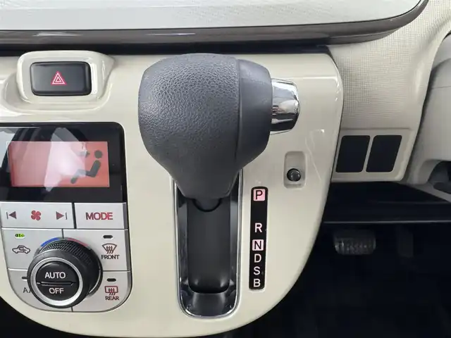 ダイハツ ムーヴ キャンバス X LTD メイクアッフ SA Ⅱ 愛知県 2017(平29)年 6.6万km パールホワイトⅢ/ナチュラルベージュマイカメタリック 2トーン 社外ナビ　/（フルセグ／ＢＴ／ＣＤ／ＤＶＤ）　/衝突軽減システム　/コーナーセンサー　/両側パワースライドドア　/アイドリングストップ　/オートライト　/電動格納ミラー　/ドライブレコーダー　/ＥＴＣ　/純正ホイールキャップ