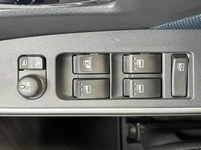 トヨタ ルーミー カスタムG－T 山口県 2021(令3)年 4.4万km ターコイズブルーマイカメタリック 両側パワースライドドア/Apple Car Play ディスプレイオーディオ/フルセグTV BT/全周囲カメラ/衝突被害軽減ブレーキ/レーダークルーズコントロール/オートマチックハイビーム/LEDオートヘッドライト/フォグライト/スマートキー/前後ドラレコ/ETC/コーナーセンサー/前席シートヒーター/ステアリングリモコン/革巻きステアリング/禁煙車